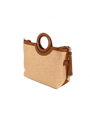 Tilde in straw...